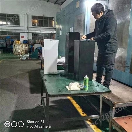 上海一东量大免费设计开模注塑垃圾桶模具制造20年塑料模具制造行业经验智能垃圾箱注塑成型工厂家