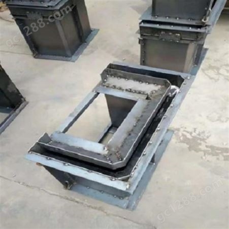 定制矩形排水沟模具 矩形排水槽模具 矩形流水槽模具厂家 保定宝塑