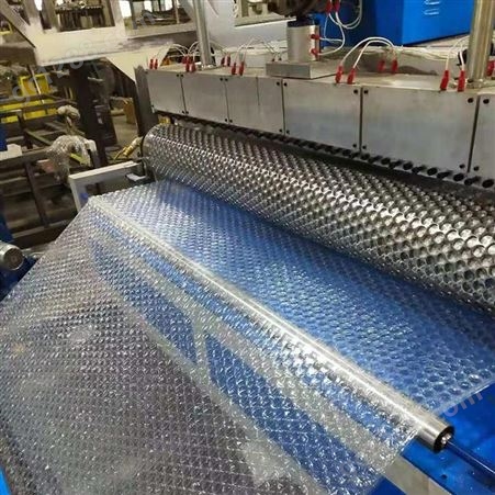 正锐塑料机械复合气泡膜机器 高速气泡膜机可定制