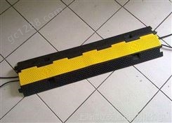 PVC线槽板承重橡胶两槽过车走线板 电缆线保护过桥板二线槽减速带