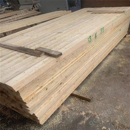 工程木方建筑木方方木厂家直发 工地用木方木条