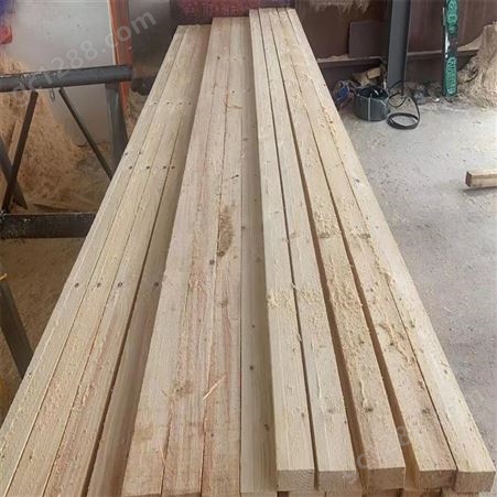 工程木方建筑木方方木厂家直发 工地用木方木条