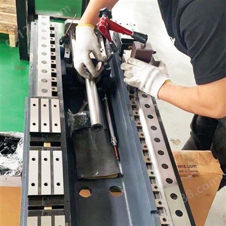 森珀高速线切割线割机 线切割生产厂家 专业生产稳定数控机床