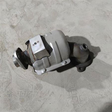 懿丰三元催化器 适用于北京现代新胜达2.4 汽车尾气净化器 三元催化厂家