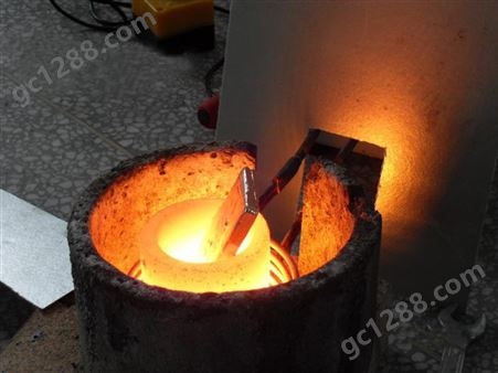 管式熔炼炉-铝棒熔炼-中频感应加热设备-国韵感应