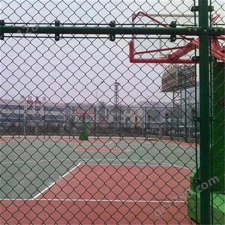 球场围栏网 绿色包塑料皮球场围网 尚玖丝网质量保障