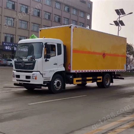 10吨危险品运输车 云南东风10吨危险品运输车价格 9.99吨危货车