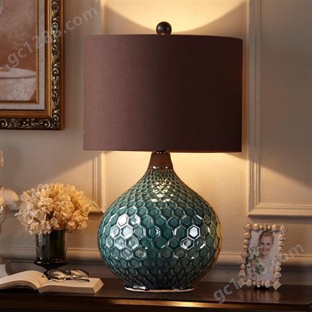 RX072美式台灯卧室床头灯创意欧式客厅陶瓷桌灯书房简约现代护眼装饰台灯